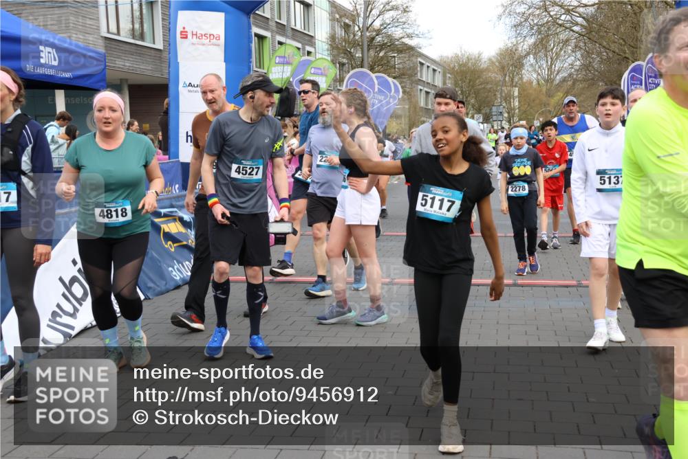 12.04.2026 - 45. Internationalen Wilhelmsburger Insellauf Strokosch-Dieckow http://msf.ph/oto/9456912 12.04.2026 13:02:50 Laufen  meine-sportfotos.de