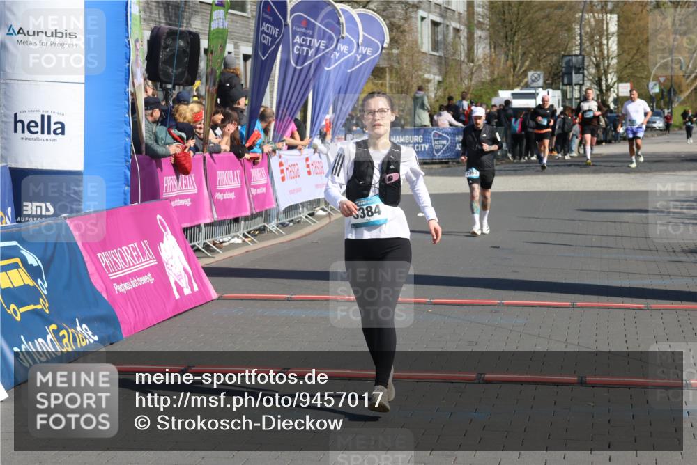 12.04.2026 - 45. Internationalen Wilhelmsburger Insellauf Strokosch-Dieckow http://msf.ph/oto/9457017 12.04.2026 11:03:36 Ziel 3384 meine-sportfotos.de