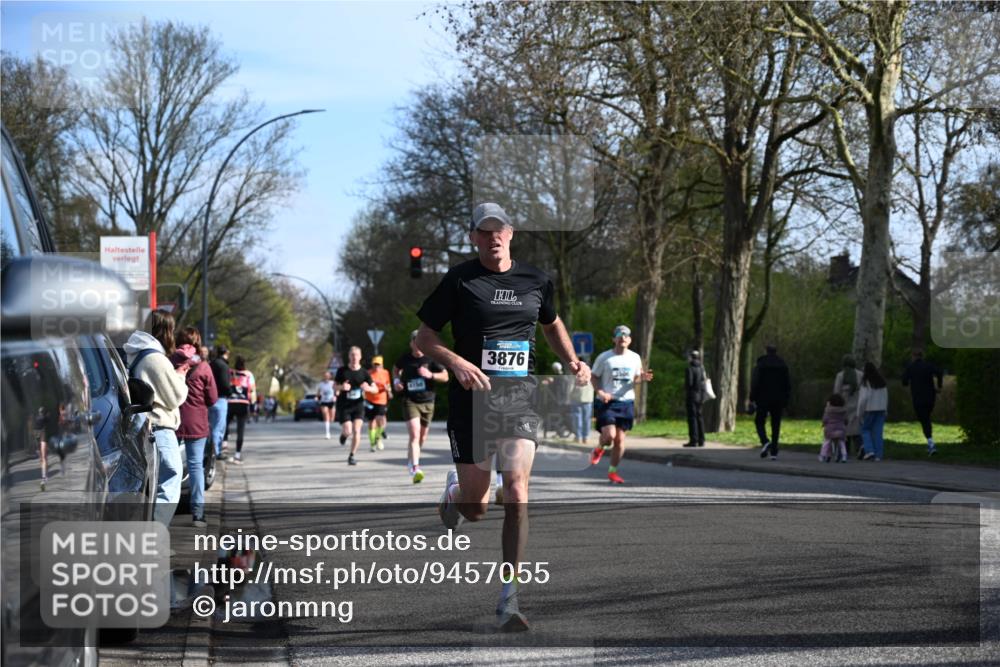 12.04.2026 - 45. Internationalen Wilhelmsburger Insellauf J. Mangold http://msf.ph/oto/9457055 12.04.2026 10:32:28 Ziel 4378, 3675, 3876, 3506, 4370, 3983, 3114, 4150, 3296, 3323, 5639, 2071, 3014, 5623, 3708, 4322, 3327, 5764 meine-sportfotos.de