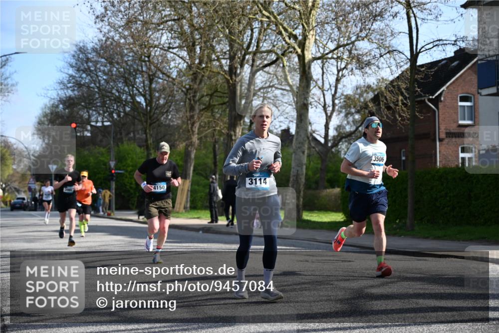 12.04.2026 - 45. Internationalen Wilhelmsburger Insellauf J. Mangold http://msf.ph/oto/9457084 12.04.2026 10:32:31 Ziel 3675, 3876, 3506, 4370, 3983, 3114, 4150, 3296, 3323, 5639, 2071, 3014, 3014, 5623, 3708, 4322, 3327, 5764 meine-sportfotos.de
