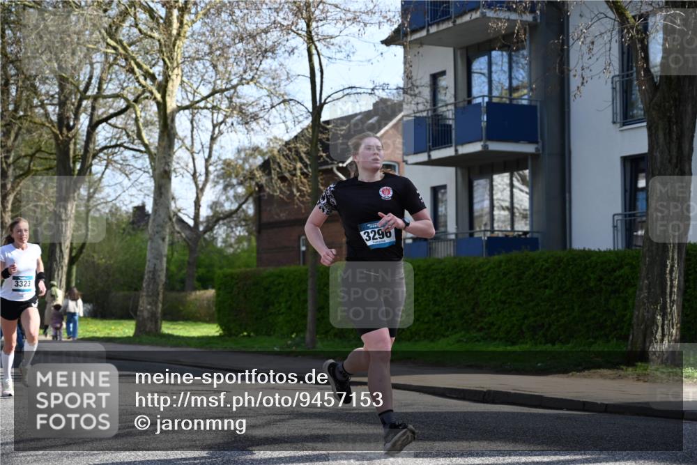 12.04.2026 - 45. Internationalen Wilhelmsburger Insellauf J. Mangold http://msf.ph/oto/9457153 12.04.2026 10:32:38 Ziel 3506, 4370, 3983, 3114, 4150, 3296, 3323, 5639, 2071, 3014, 5623, 3708, 4322, 3327, 5764, 2892 meine-sportfotos.de