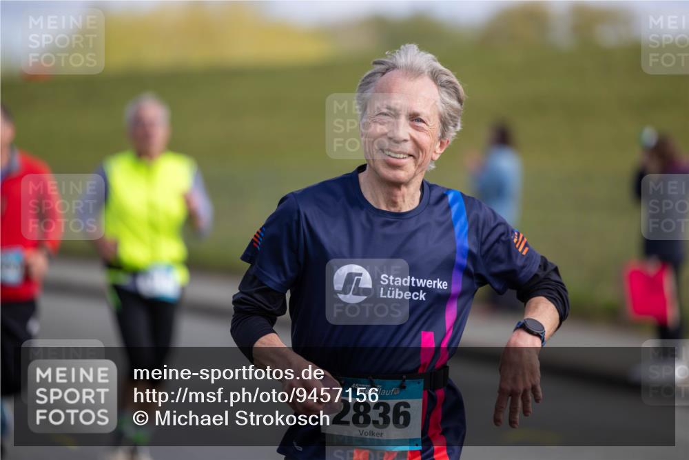 12.04.2026 - 45. Internationalen Wilhelmsburger Insellauf Michael Strokosch http://msf.ph/oto/9457156 12.04.2026 09:23:12 Laufen 45, 2836 meine-sportfotos.de