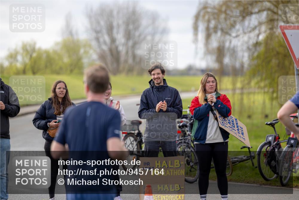 12.04.2026 - 45. Internationalen Wilhelmsburger Insellauf Michael Strokosch http://msf.ph/oto/9457164 12.04.2026 09:24:53 Laufen  meine-sportfotos.de