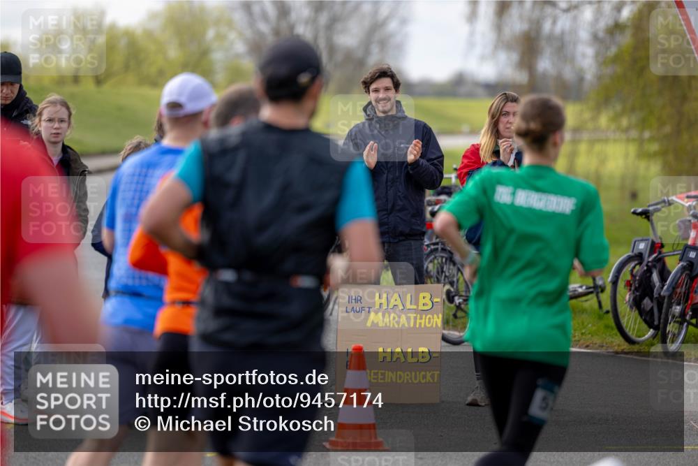 12.04.2026 - 45. Internationalen Wilhelmsburger Insellauf Michael Strokosch http://msf.ph/oto/9457174 12.04.2026 09:24:59 Laufen 5 meine-sportfotos.de