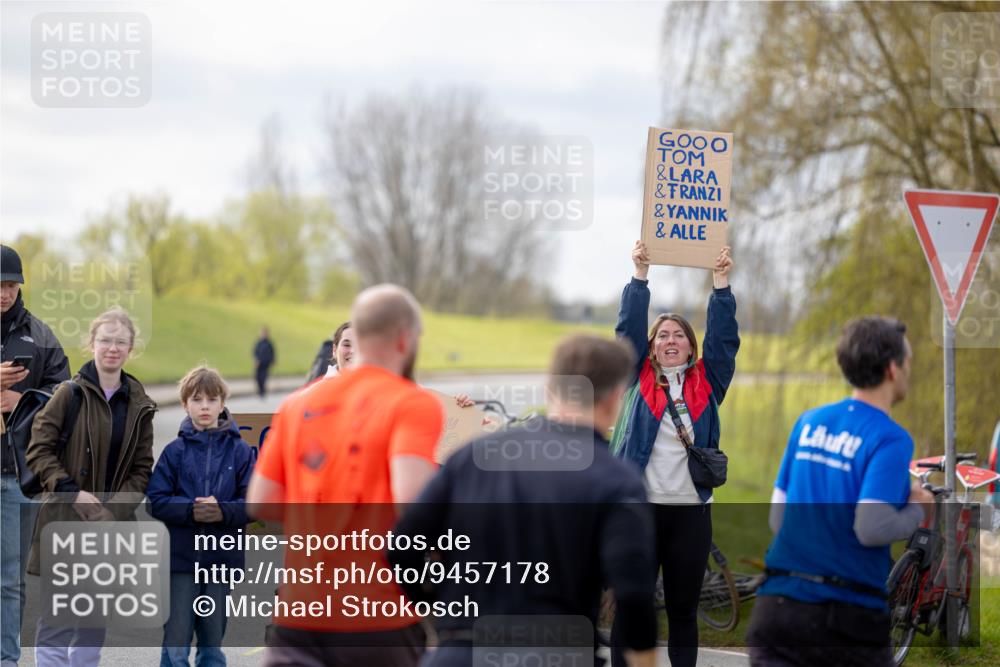 12.04.2026 - 45. Internationalen Wilhelmsburger Insellauf Michael Strokosch http://msf.ph/oto/9457178 12.04.2026 09:25:11 Laufen  meine-sportfotos.de
