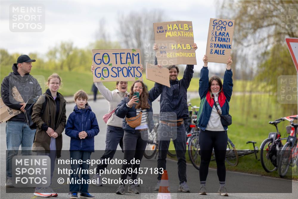12.04.2026 - 45. Internationalen Wilhelmsburger Insellauf Michael Strokosch http://msf.ph/oto/9457183 12.04.2026 09:25:16 Laufen  meine-sportfotos.de