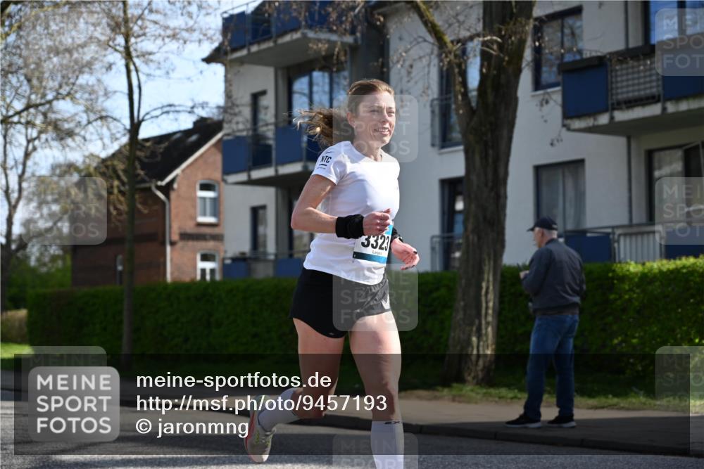 12.04.2026 - 45. Internationalen Wilhelmsburger Insellauf J. Mangold http://msf.ph/oto/9457193 12.04.2026 10:32:40 Ziel 4370, 3983, 3114, 4150, 3296, 3323, 5639, 2071, 3014, 5623, 3708, 4322, 3327, 5764, 5764, 2892 meine-sportfotos.de