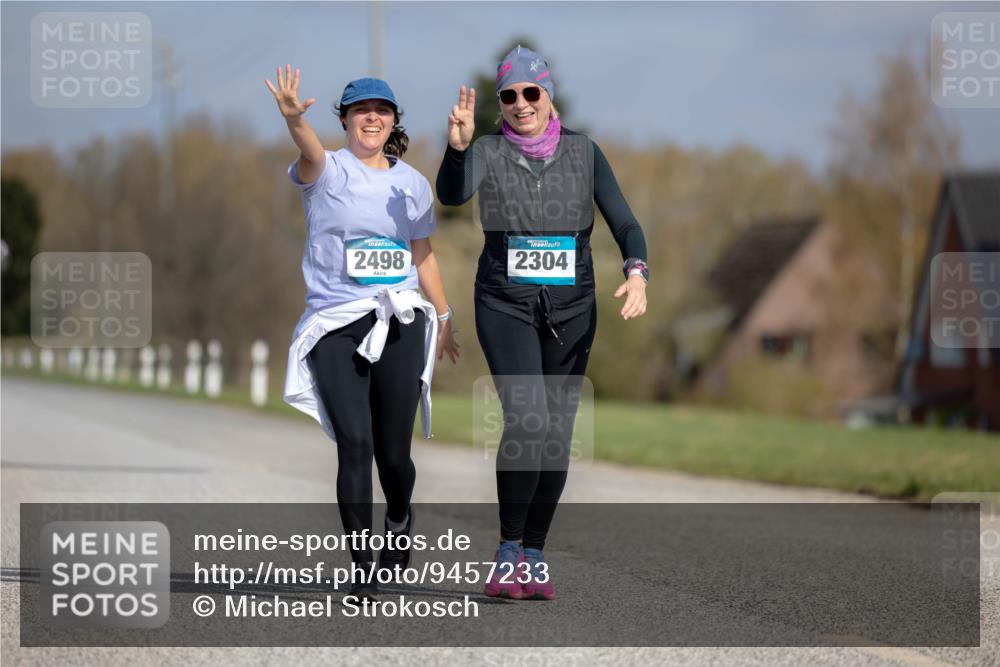 12.04.2026 - 45. Internationalen Wilhelmsburger Insellauf Michael Strokosch http://msf.ph/oto/9457233 12.04.2026 10:04:23 Laufen 2498, 2304 meine-sportfotos.de