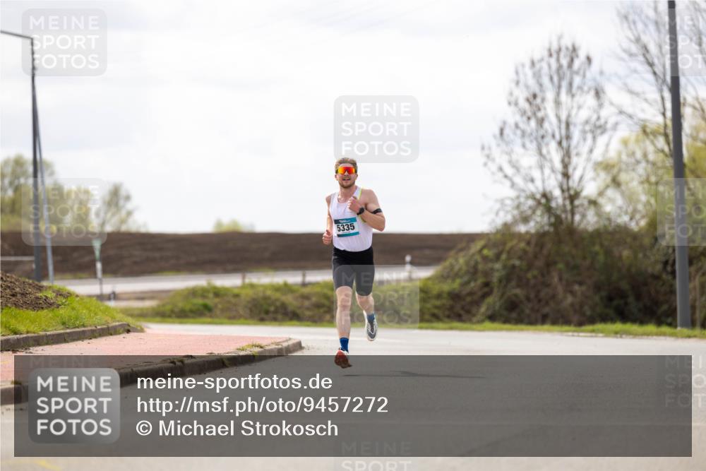 12.04.2026 - 45. Internationalen Wilhelmsburger Insellauf Michael Strokosch http://msf.ph/oto/9457272 12.04.2026 12:34:56 Laufen 5335 meine-sportfotos.de