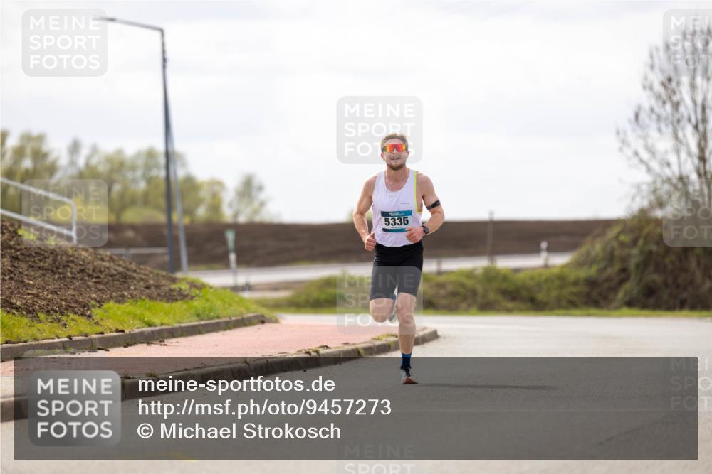 12.04.2026 - 45. Internationalen Wilhelmsburger Insellauf Michael Strokosch http://msf.ph/oto/9457273 12.04.2026 12:34:57 Laufen 5335 meine-sportfotos.de