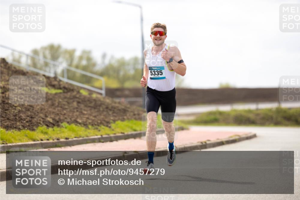 12.04.2026 - 45. Internationalen Wilhelmsburger Insellauf Michael Strokosch http://msf.ph/oto/9457279 12.04.2026 12:34:58 Laufen 5335 meine-sportfotos.de