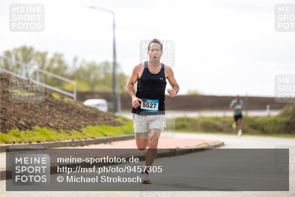 12.04.2026 - 45. Internationalen Wilhelmsburger Insellauf Michael Strokosch http://msf.ph/oto/9457305 12.04.2026 12:35:16 Laufen 5527 meine-sportfotos.de