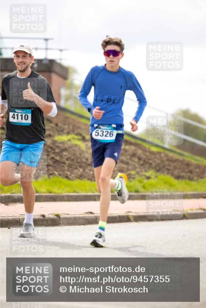 12.04.2026 - 45. Internationalen Wilhelmsburger Insellauf Michael Strokosch http://msf.ph/oto/9457355 12.04.2026 12:36:18 Laufen 4110, 5326 meine-sportfotos.de
