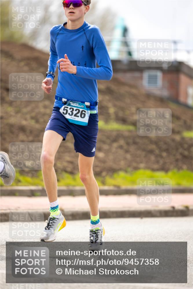 12.04.2026 - 45. Internationalen Wilhelmsburger Insellauf Michael Strokosch http://msf.ph/oto/9457358 12.04.2026 12:36:19 Laufen 5326 meine-sportfotos.de