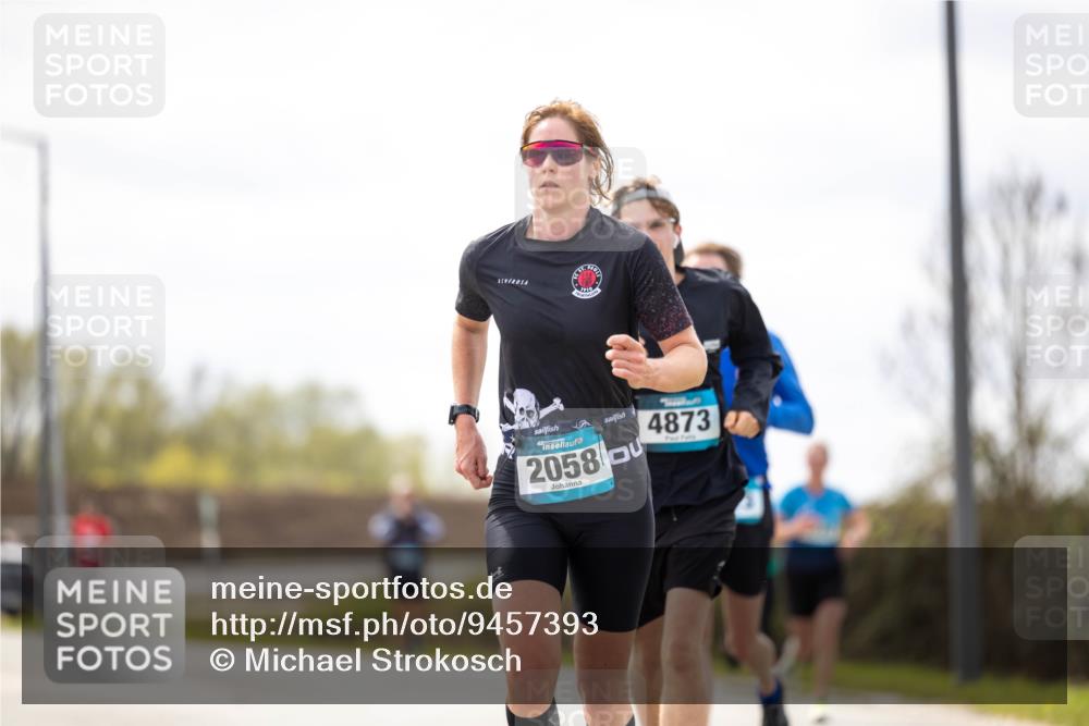 12.04.2026 - 45. Internationalen Wilhelmsburger Insellauf Michael Strokosch http://msf.ph/oto/9457393 12.04.2026 12:40:07 Laufen 2058, 4873 meine-sportfotos.de