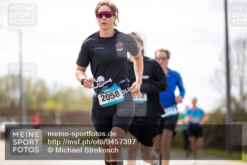 12.04.2026 - 45. Internationalen Wilhelmsburger Insellauf Michael Strokosch http://msf.ph/oto/9457397 12.04.2026 12:40:08 Laufen 1910, 4, 2058 meine-sportfotos.de