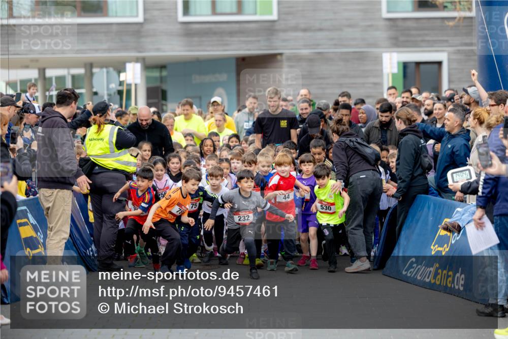 12.04.2026 - 45. Internationalen Wilhelmsburger Insellauf Michael Strokosch http://msf.ph/oto/9457461 12.04.2026 14:04:08 Laufen 75, 232, 44, 530, 1404 meine-sportfotos.de