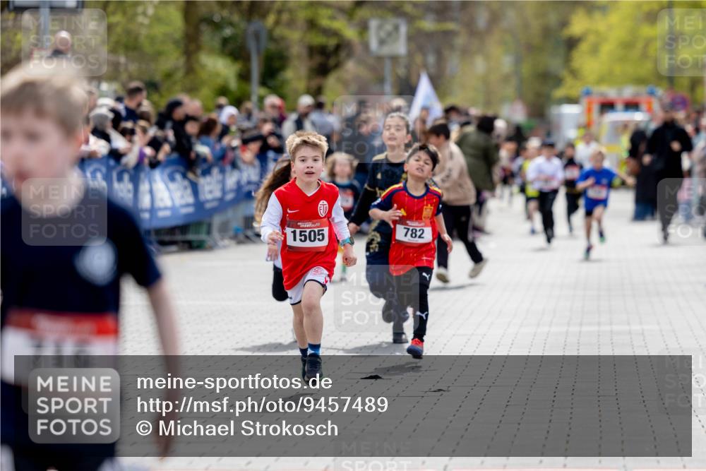 12.04.2026 - 45. Internationalen Wilhelmsburger Insellauf Michael Strokosch http://msf.ph/oto/9457489 12.04.2026 14:08:42 Laufen 1505, 782 meine-sportfotos.de