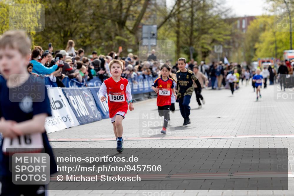 12.04.2026 - 45. Internationalen Wilhelmsburger Insellauf Michael Strokosch http://msf.ph/oto/9457506 12.04.2026 14:08:44 Laufen 716, 782, 1505 meine-sportfotos.de