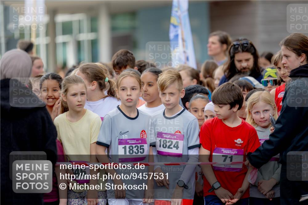 12.04.2026 - 45. Internationalen Wilhelmsburger Insellauf Michael Strokosch http://msf.ph/oto/9457531 12.04.2026 14:32:18 Laufen 346, 45, 1835, 1824, 71, 150 meine-sportfotos.de