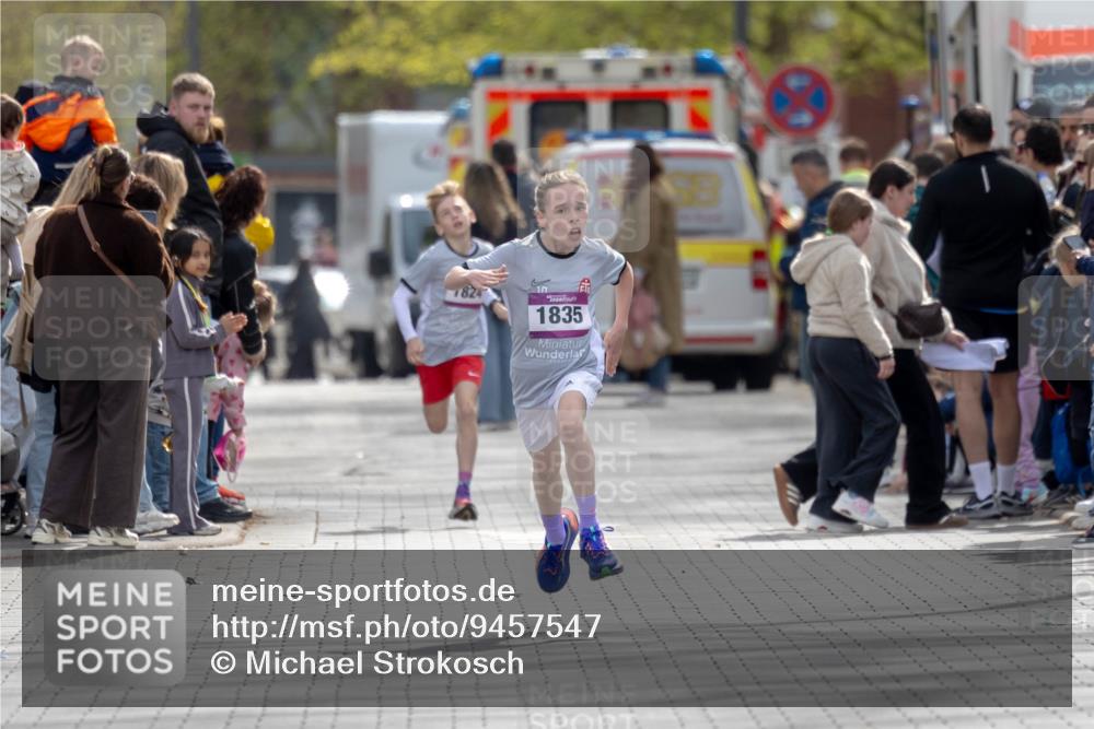 12.04.2026 - 45. Internationalen Wilhelmsburger Insellauf Michael Strokosch http://msf.ph/oto/9457547 12.04.2026 14:48:26 Laufen 1824, 1835 meine-sportfotos.de