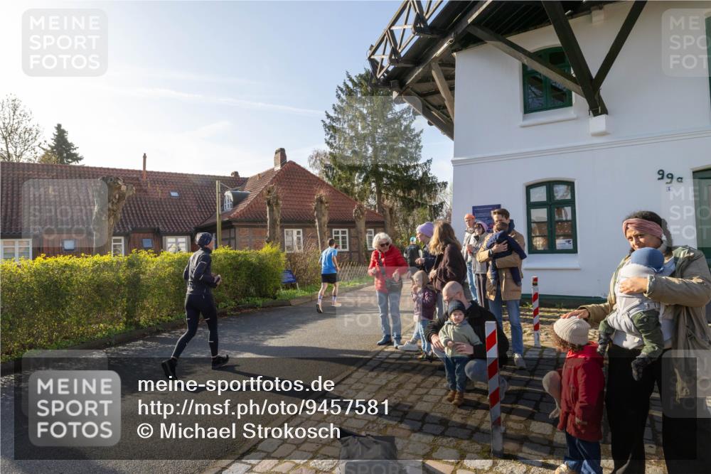 12.04.2026 - 45. Internationalen Wilhelmsburger Insellauf Michael Strokosch http://msf.ph/oto/9457581 12.04.2026 09:01:14 Laufen 16 meine-sportfotos.de