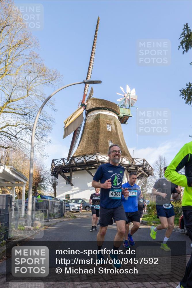 12.04.2026 - 45. Internationalen Wilhelmsburger Insellauf Michael Strokosch http://msf.ph/oto/9457592 12.04.2026 09:02:22 Laufen 4744, 361, 4368, 4977, 3459 meine-sportfotos.de