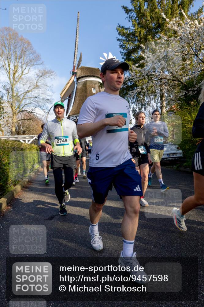 12.04.2026 - 45. Internationalen Wilhelmsburger Insellauf Michael Strokosch http://msf.ph/oto/9457598 12.04.2026 09:02:46 Laufen 2749, 5, 383, 2376 meine-sportfotos.de