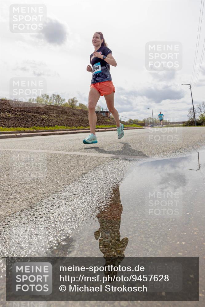 12.04.2026 - 45. Internationalen Wilhelmsburger Insellauf Michael Strokosch http://msf.ph/oto/9457628 12.04.2026 12:38:08 Laufen 294 meine-sportfotos.de