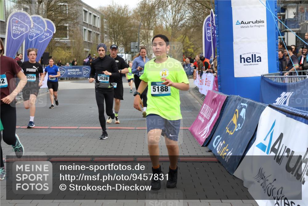12.04.2026 - 45. Internationalen Wilhelmsburger Insellauf Strokosch-Dieckow http://msf.ph/oto/9457831 12.04.2026 13:02:19 Laufen  meine-sportfotos.de