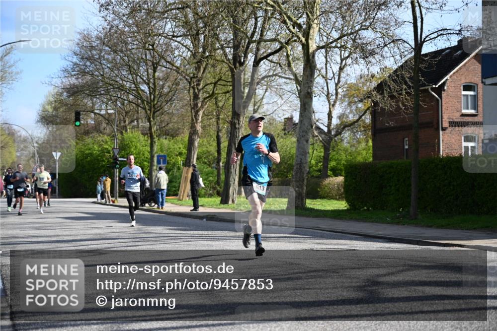 12.04.2026 - 45. Internationalen Wilhelmsburger Insellauf J. Mangold http://msf.ph/oto/9457853 12.04.2026 10:34:14 Ziel 3424, 3924, 4493, 3945, 3613, 2270, 4555, 2472, 2559, 3636, 3929, 5480, 3042, 3042, 3065, 2123, 3485, 3133, 4807, 4807, 3385, 2402, 2917, 2459, 2488, 2482, 4108, 3324 meine-sportfotos.de