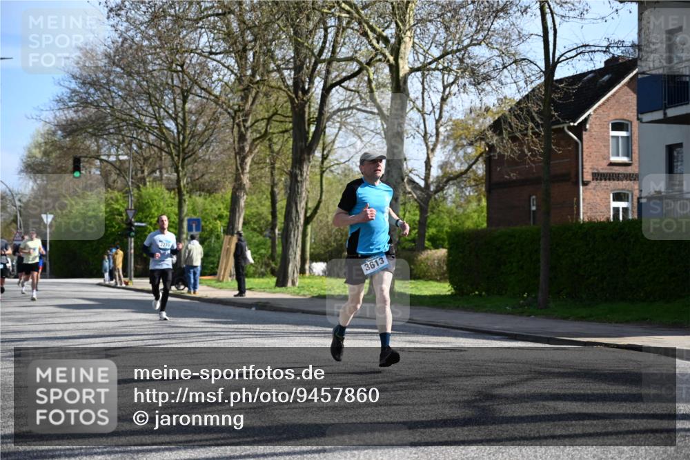 12.04.2026 - 45. Internationalen Wilhelmsburger Insellauf J. Mangold http://msf.ph/oto/9457860 12.04.2026 10:34:14 Ziel 3424, 3924, 4493, 3945, 3613, 2270, 4555, 2472, 2559, 3636, 3929, 5480, 3042, 3042, 3065, 2123, 3485, 3133, 4807, 4807, 3385, 2402, 2917, 2459, 2488, 2482, 4108, 3324 meine-sportfotos.de