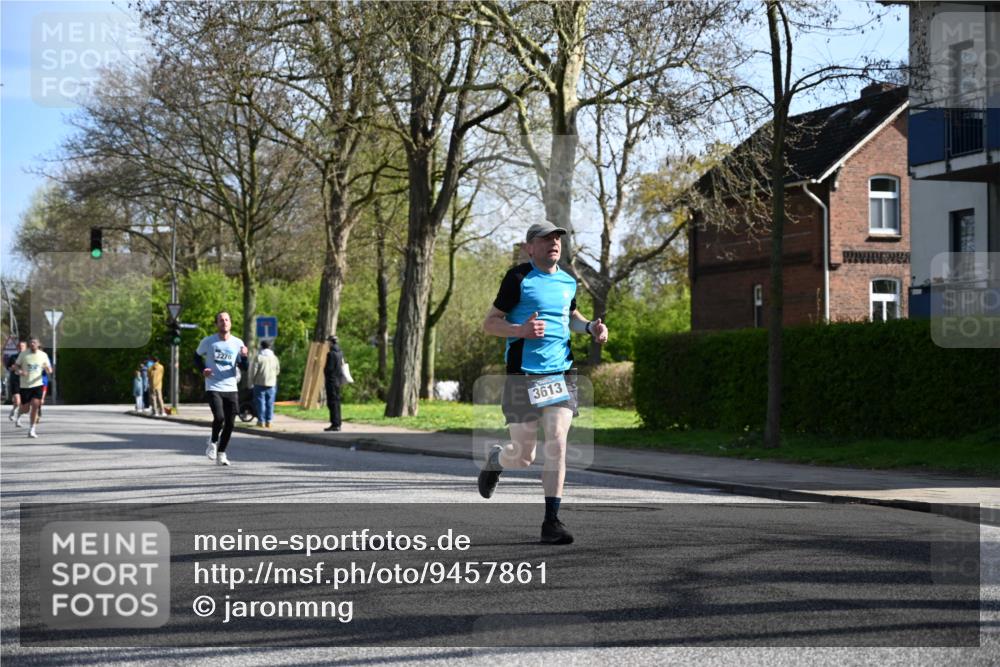 12.04.2026 - 45. Internationalen Wilhelmsburger Insellauf J. Mangold http://msf.ph/oto/9457861 12.04.2026 10:34:14 Ziel 3424, 3924, 4493, 3945, 3613, 2270, 4555, 2472, 2559, 3636, 3929, 5480, 3042, 3042, 3065, 2123, 3485, 3133, 4807, 4807, 3385, 2402, 2917, 2459, 2488, 2482, 4108, 3324 meine-sportfotos.de