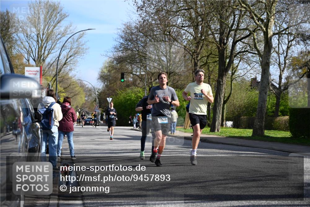 12.04.2026 - 45. Internationalen Wilhelmsburger Insellauf J. Mangold http://msf.ph/oto/9457893 12.04.2026 10:34:21 Ziel 4493, 3945, 3613, 2270, 4555, 2472, 2559, 3636, 3929, 5480, 3042, 3065, 2123, 3485, 3133, 4807, 3385, 2402, 2917, 2459, 2488, 2482, 4108, 2488, 2482, 4108, 3324, 5492, 5036, 5048 meine-sportfotos.de