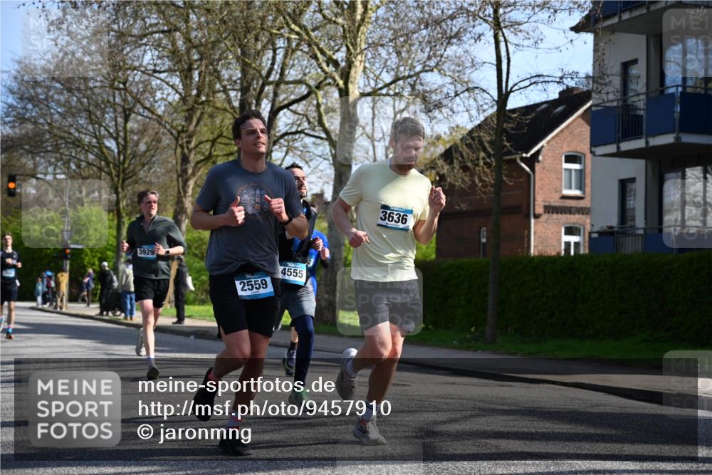12.04.2026 - 45. Internationalen Wilhelmsburger Insellauf J. Mangold http://msf.ph/oto/9457910 12.04.2026 10:34:23 Ziel 3613, 2270, 4555, 2472, 2559, 3636, 3929, 5480, 3042, 3065, 2123, 3485, 3133, 4807, 3385, 2402, 2917, 2459, 2488, 2482, 4108, 3324, 5492, 5036, 5048, 2423, 2814 meine-sportfotos.de