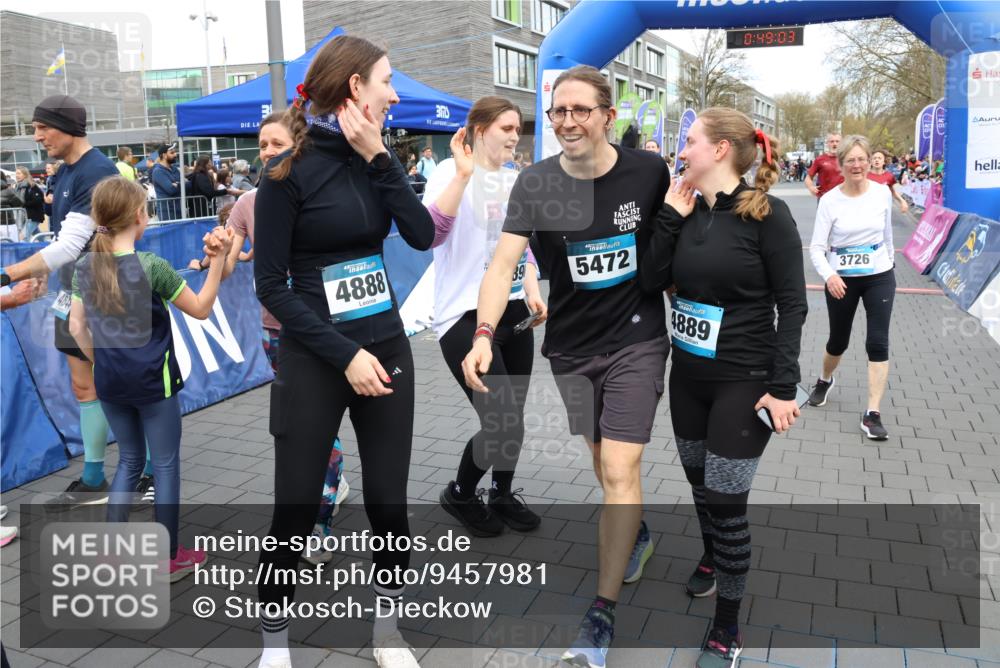 12.04.2026 - 45. Internationalen Wilhelmsburger Insellauf Strokosch-Dieckow http://msf.ph/oto/9457981 12.04.2026 13:02:02 Laufen  meine-sportfotos.de