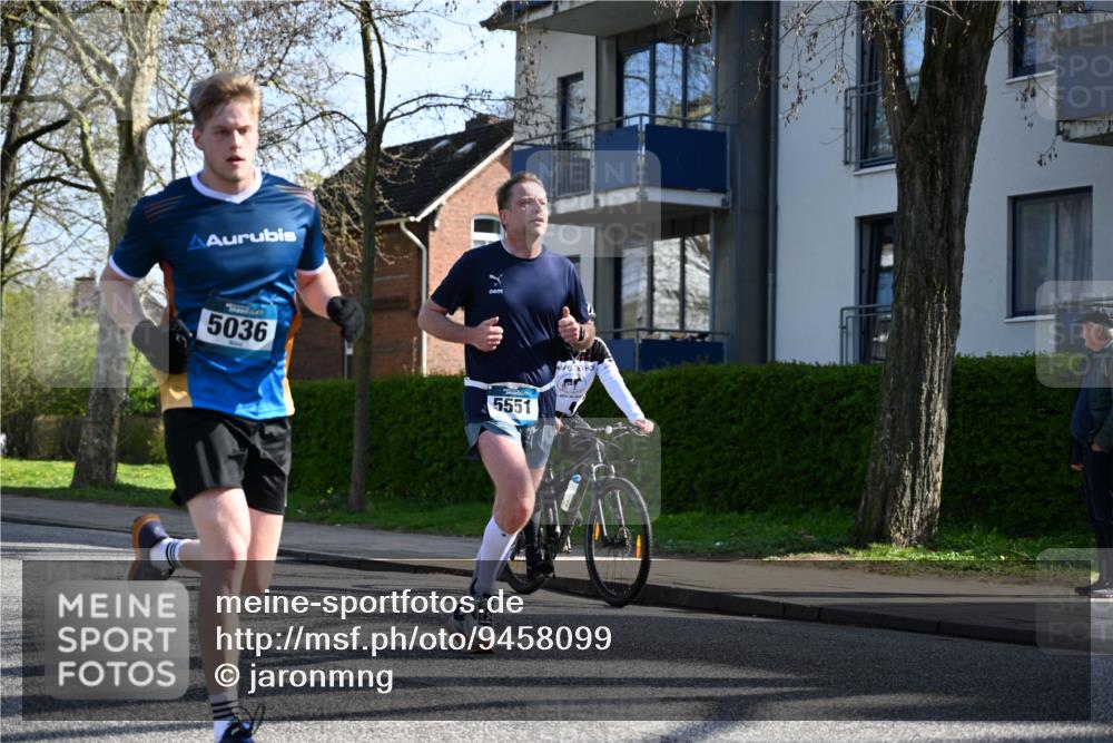 12.04.2026 - 45. Internationalen Wilhelmsburger Insellauf J. Mangold http://msf.ph/oto/9458099 12.04.2026 10:35:01 Ziel 3324, 5492, 5036, 5048, 2423, 2814, 4000, 5551, 4109, 2497, 2583, 3759, 3759, 4127, 5523, 4884, 5603, 4521 meine-sportfotos.de