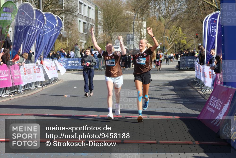 12.04.2026 - 45. Internationalen Wilhelmsburger Insellauf Strokosch-Dieckow http://msf.ph/oto/9458188 12.04.2026 11:04:44 Ziel 5533, 2664, 5792, 4059, 4489, 4686 meine-sportfotos.de