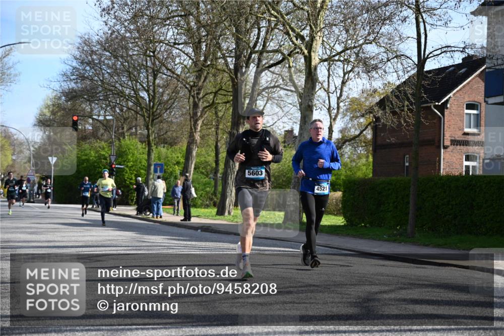 12.04.2026 - 45. Internationalen Wilhelmsburger Insellauf J. Mangold http://msf.ph/oto/9458208 12.04.2026 10:35:36 Ziel 4884, 5603, 4521, 5731, 5950, 5042, 4050, 5589, 3084, 3516, 3084, 3516, 3221, 2192, 3731, 4118, 4118, 4190, 4439 meine-sportfotos.de