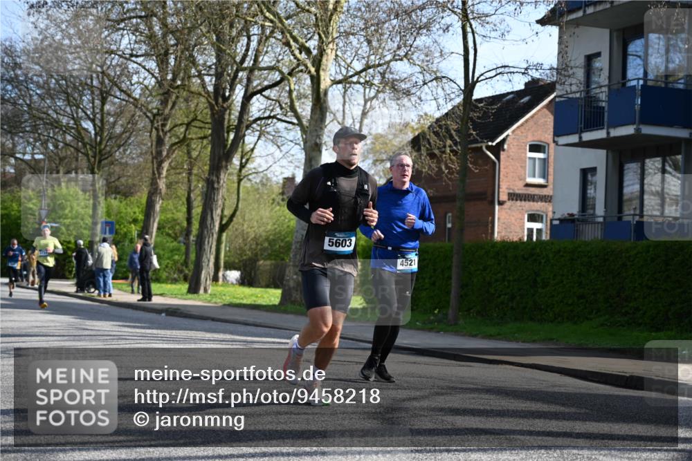 12.04.2026 - 45. Internationalen Wilhelmsburger Insellauf J. Mangold http://msf.ph/oto/9458218 12.04.2026 10:35:37 Ziel 5603, 4521, 5731, 5950, 5042, 4050, 5589, 3084, 3516, 3221, 2192, 3731, 4118, 4190, 4439 meine-sportfotos.de