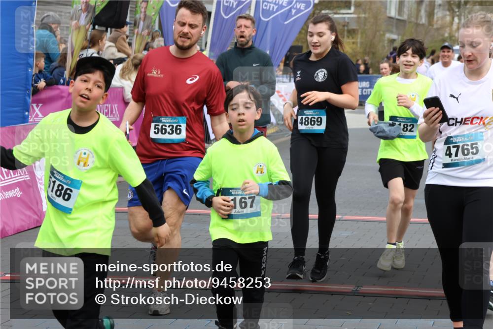 12.04.2026 - 45. Internationalen Wilhelmsburger Insellauf Strokosch-Dieckow http://msf.ph/oto/9458253 12.04.2026 13:01:49 Laufen  meine-sportfotos.de