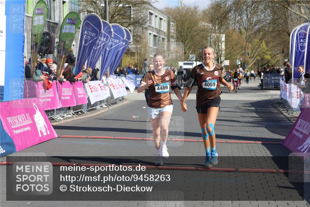 12.04.2026 - 45. Internationalen Wilhelmsburger Insellauf Strokosch-Dieckow http://msf.ph/oto/9458263 12.04.2026 11:04:45 Ziel 2664, 5792, 4059, 4489, 4686 meine-sportfotos.de