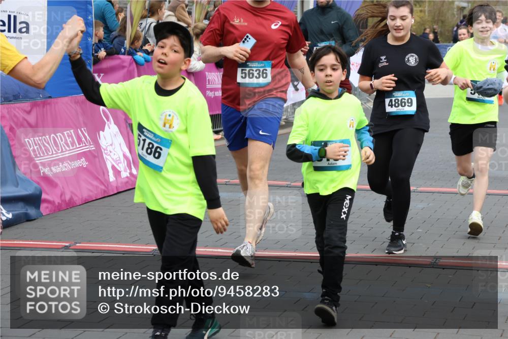12.04.2026 - 45. Internationalen Wilhelmsburger Insellauf Strokosch-Dieckow http://msf.ph/oto/9458283 12.04.2026 13:01:49 Laufen  meine-sportfotos.de