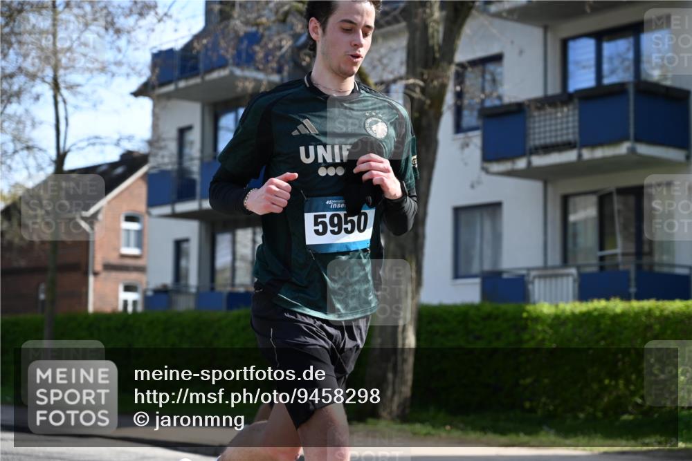 12.04.2026 - 45. Internationalen Wilhelmsburger Insellauf J. Mangold http://msf.ph/oto/9458298 12.04.2026 10:35:45 Ziel 5603, 4521, 5731, 5950, 5042, 4050, 5589, 3084, 3516, 3221, 2192, 3731, 2192, 3731, 4118, 4190, 4439, 4172, 4030, 5291 meine-sportfotos.de