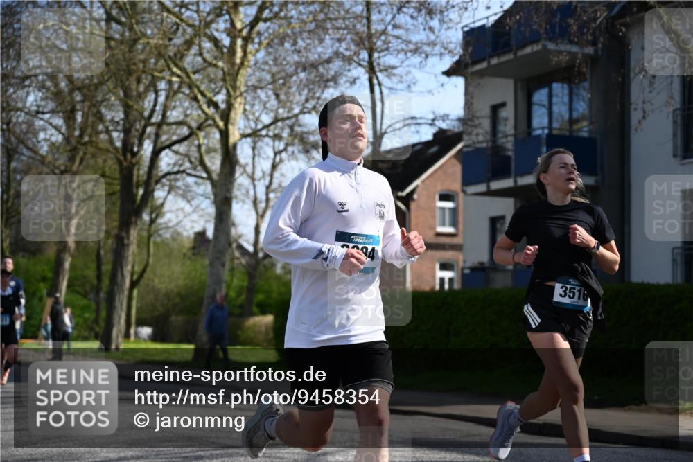 12.04.2026 - 45. Internationalen Wilhelmsburger Insellauf J. Mangold http://msf.ph/oto/9458354 12.04.2026 10:35:53 Ziel 5950, 5042, 4050, 5589, 3084, 3516, 3221, 2192, 3731, 4118, 4190, 4439, 4172, 4030, 5291, 2446, 2090, 5691 meine-sportfotos.de