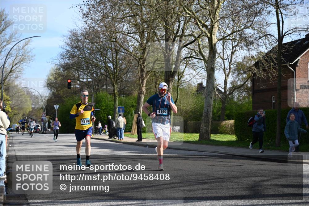 12.04.2026 - 45. Internationalen Wilhelmsburger Insellauf J. Mangold http://msf.ph/oto/9458408 12.04.2026 10:36:01 Ziel 3084, 3516, 3221, 2192, 3731, 4118, 4190, 4439, 4172, 4030, 5291, 2446, 2090, 5691, 3796, 2582 meine-sportfotos.de