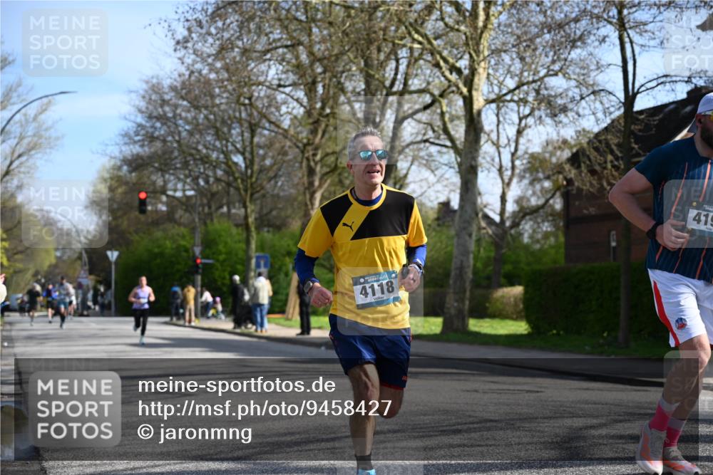 12.04.2026 - 45. Internationalen Wilhelmsburger Insellauf J. Mangold http://msf.ph/oto/9458427 12.04.2026 10:36:03 Ziel 3221, 2192, 3731, 4118, 4190, 4439, 4172, 4030, 4030, 5291, 2446, 2090, 5691, 3796, 2582, 3629, 3894 meine-sportfotos.de