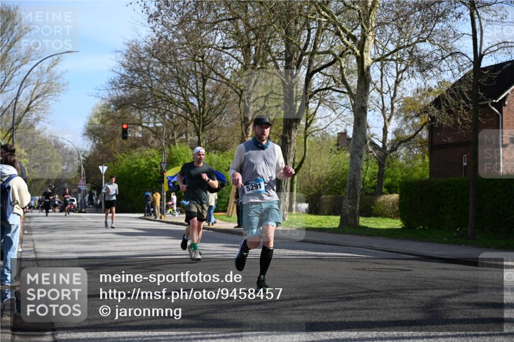 12.04.2026 - 45. Internationalen Wilhelmsburger Insellauf J. Mangold http://msf.ph/oto/9458457 12.04.2026 10:36:14 Ziel 4190, 4439, 4172, 4030, 5291, 2446, 2090, 5691, 3796, 2582, 3629, 3894, 3629, 3894, 4544, 3230, 4978 meine-sportfotos.de