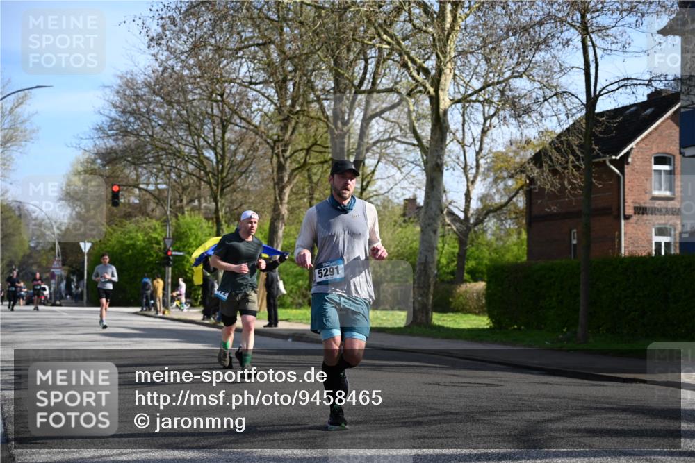 12.04.2026 - 45. Internationalen Wilhelmsburger Insellauf J. Mangold http://msf.ph/oto/9458465 12.04.2026 10:36:15 Ziel 4190, 4439, 4172, 4030, 5291, 2446, 2090, 5691, 3796, 2582, 3629, 3894, 4544, 3230, 4978 meine-sportfotos.de