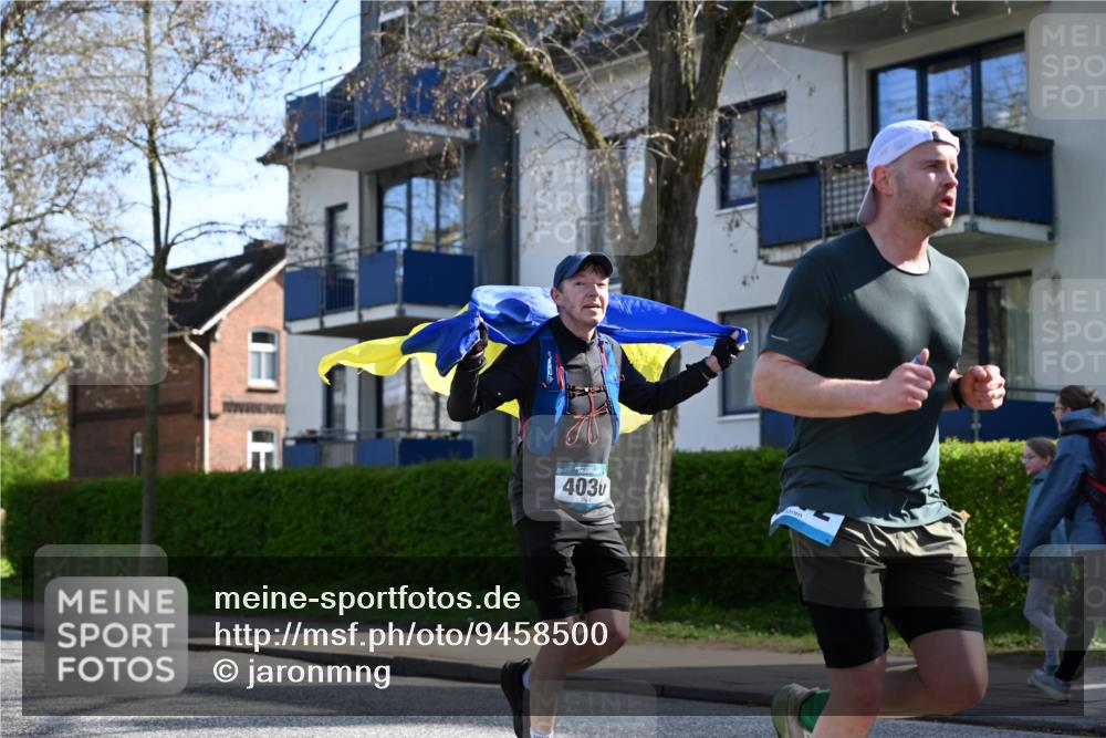12.04.2026 - 45. Internationalen Wilhelmsburger Insellauf J. Mangold http://msf.ph/oto/9458500 12.04.2026 10:36:18 Ziel 4190, 4439, 4172, 4030, 5291, 2446, 2090, 5691, 3796, 2582, 3629, 3894, 4544, 4544, 3230, 4978 meine-sportfotos.de